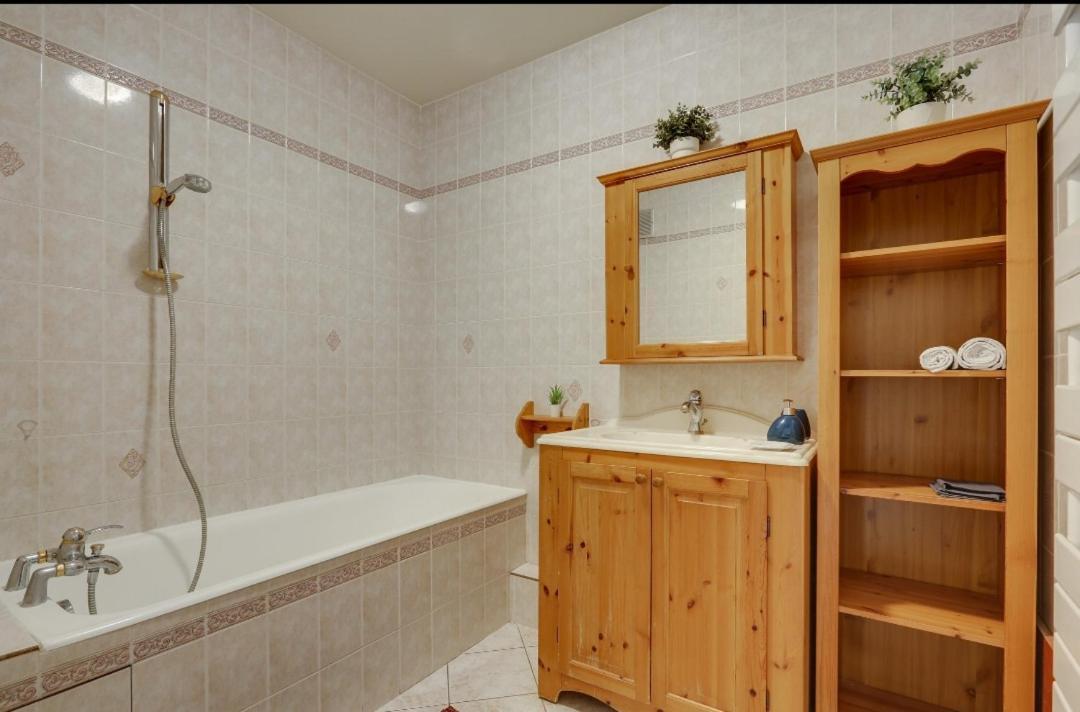 3 Ch 7 Personnes Calme Proche Paris Apartment Ris-Orangis ภายนอก รูปภาพ